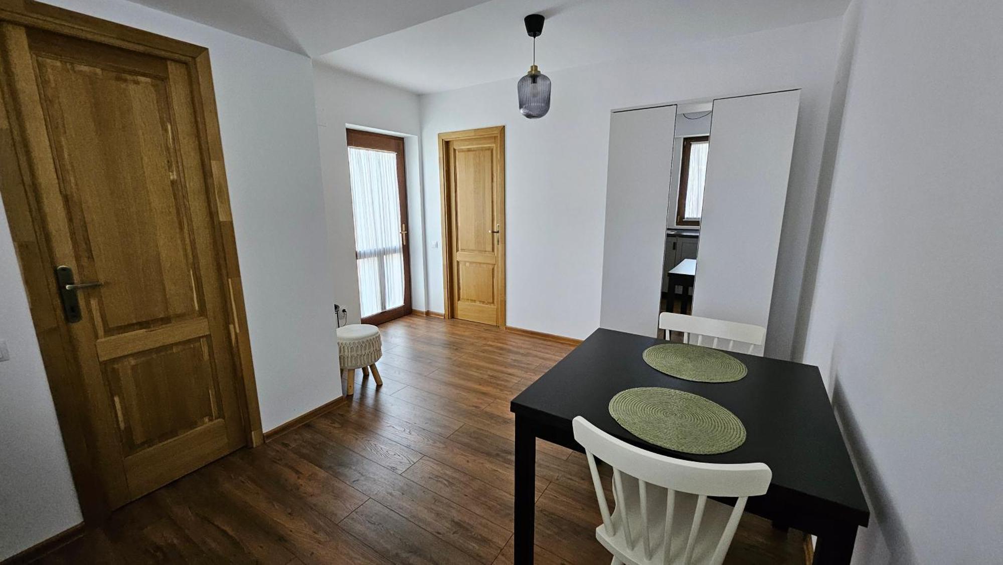 Apartament Old Town Apartament Targoviste Zewnętrze zdjęcie