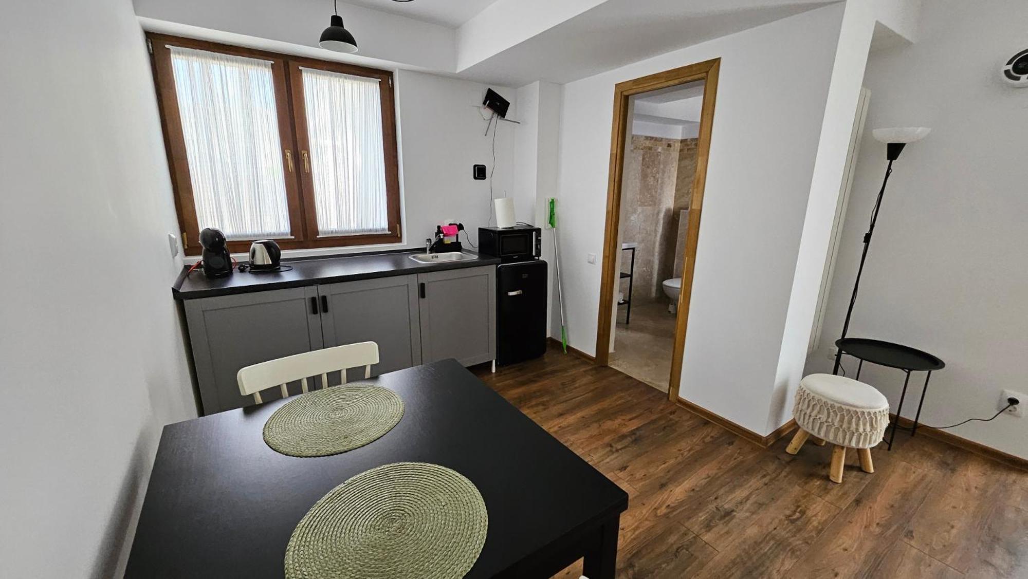 Apartament Old Town Apartament Targoviste Zewnętrze zdjęcie